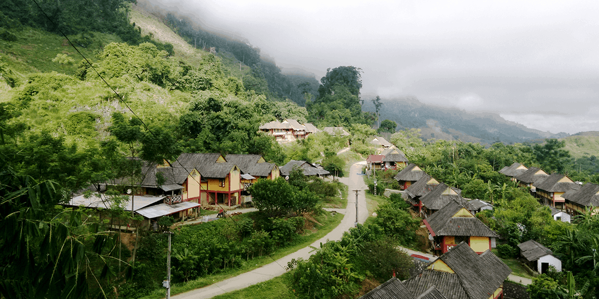 Bản làng giữa thiên nhiên Sơn La